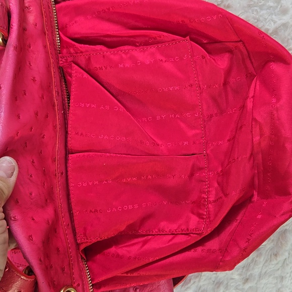 MARC BY MARC JACOBS OSTRICH EMBOSSED PRETTY TOTE BAG - Picture 12 of 14